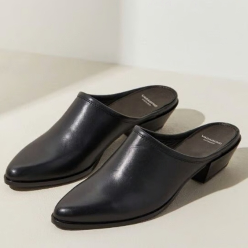 Vagabond Black Leather Mules